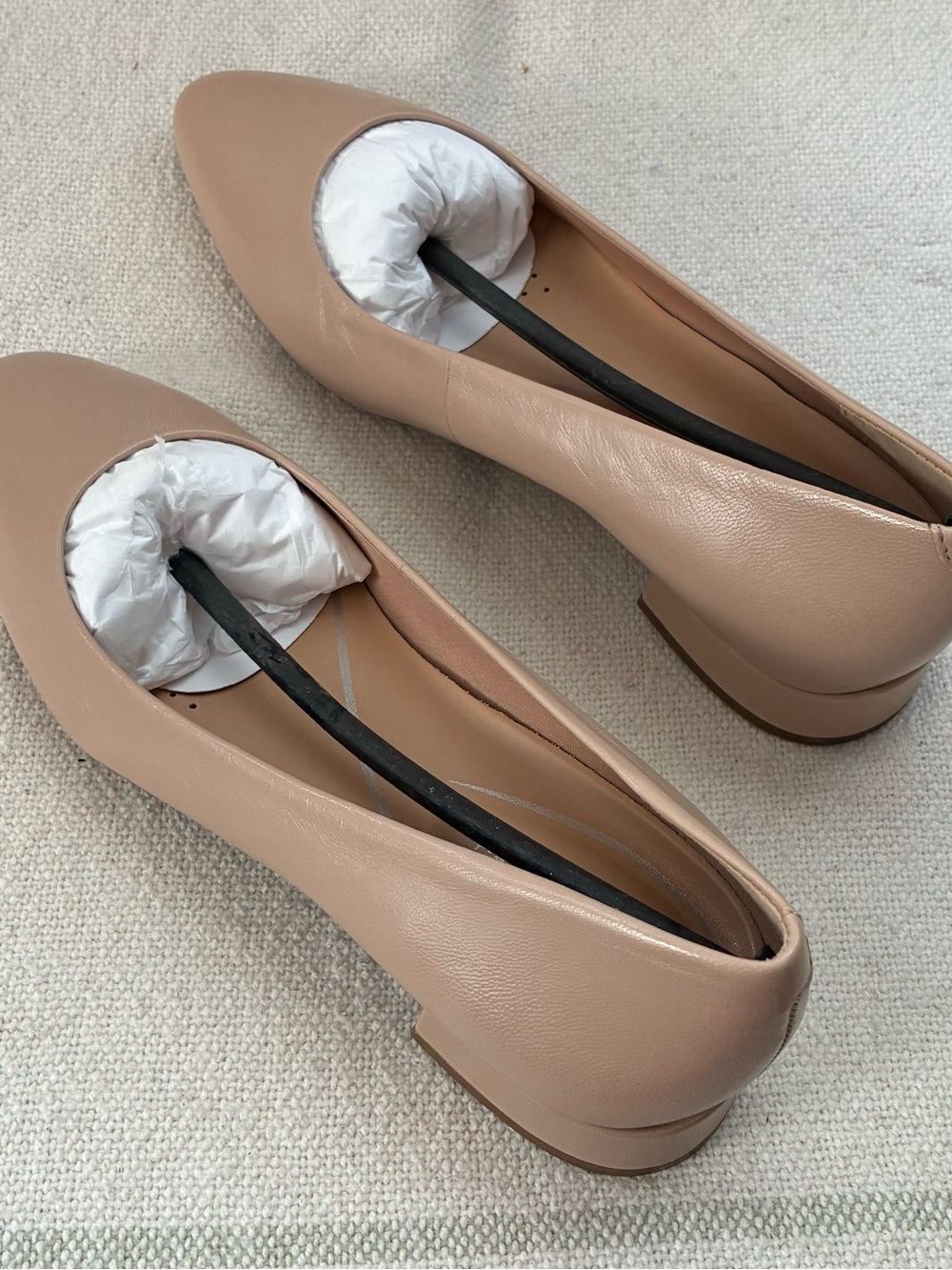 Easy Spirit Caldise Classic Nude Pointed Toe Flats Sz 6M